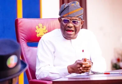 Wike Accuses AbdulRazaq of Blackmail Over Kwara Rainbow Coalition