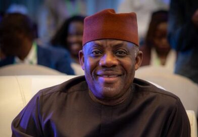 FG finally signs, unveils renegotiated agreement with ASUU