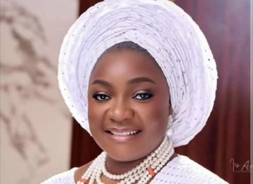 Gospel singer Bunmi Akinnaanu dies after battle with leg ailment