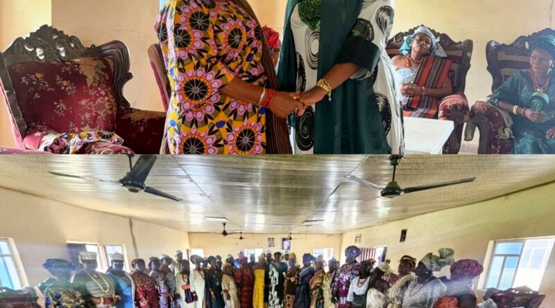 AKURE FEMALE MONARCHS ENDORSE ADEOLA FYNCH, AFFIRM HER AKURE ROOTS