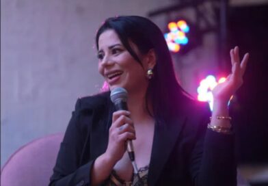 Ex-porn star sworn in as Colombian senator