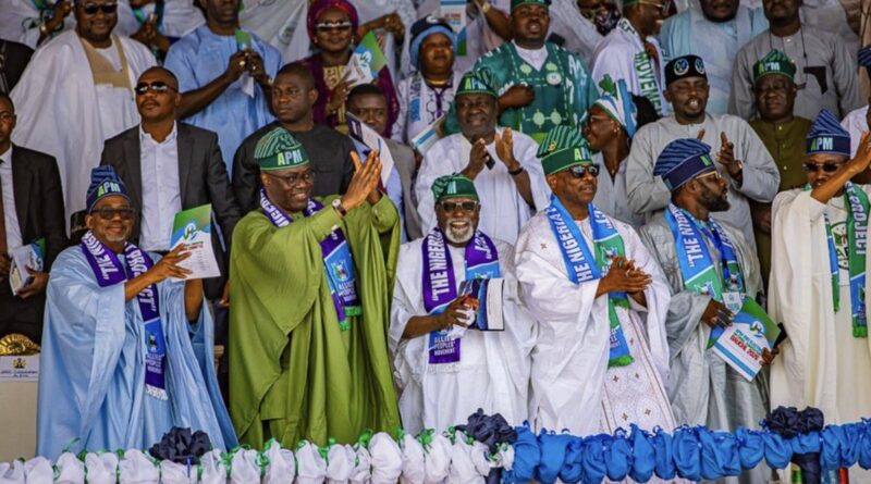 Makinde picks ex-DSS DG Daura as running mate, says choice will boost security